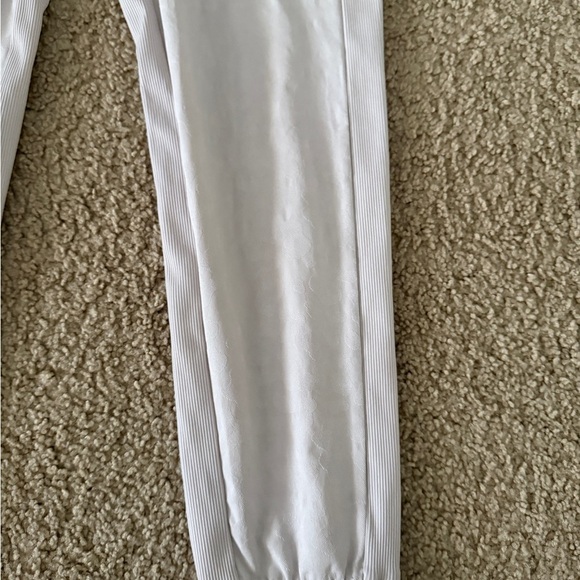 Brooklyn Textured Elation Jogger - Picture 2 of 6